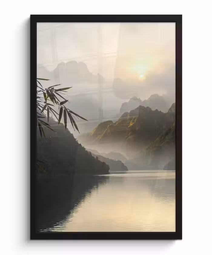 Bilder mit Rahmen - Berge – Wasser – Nebel – Natur – Landschaft