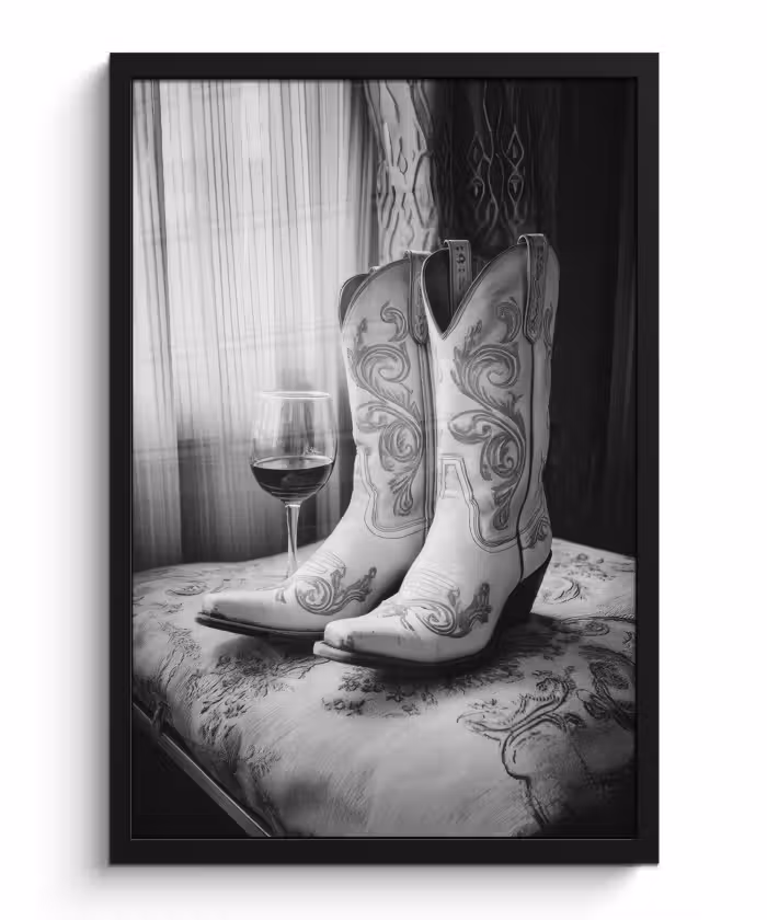 Bilder mit Rahmen - Wein - Cowboystiefel - Fensterlicht - Weiß