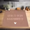 Spreuken - Geluk zit in een klein rompertje - Quotes Inductie beschermer vinyl 3mm middel -sfeer5