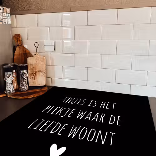 Spreuken - Thuis is het plekje waar de liefde woont - Quotes Inductie beschermer vinyl 3mm middel -sfeer3