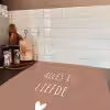 Quotes - Alles is liefde - Spreuken - Bløf Inductie beschermer vinyl 3mm middel -sfeer3
