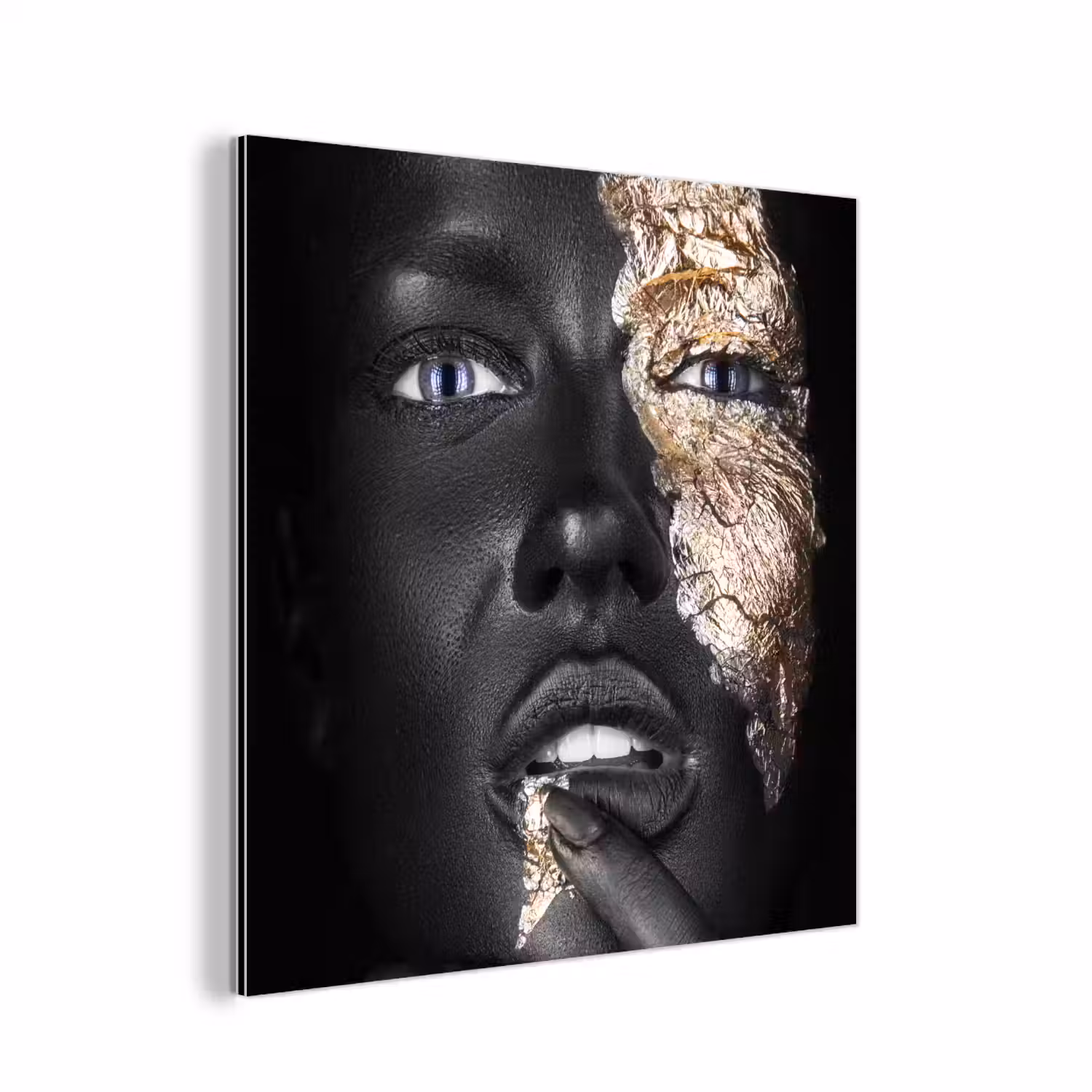 Vrouw - Bladgoud - Zwart - Huid - Luxe aluminium wit klein -3d