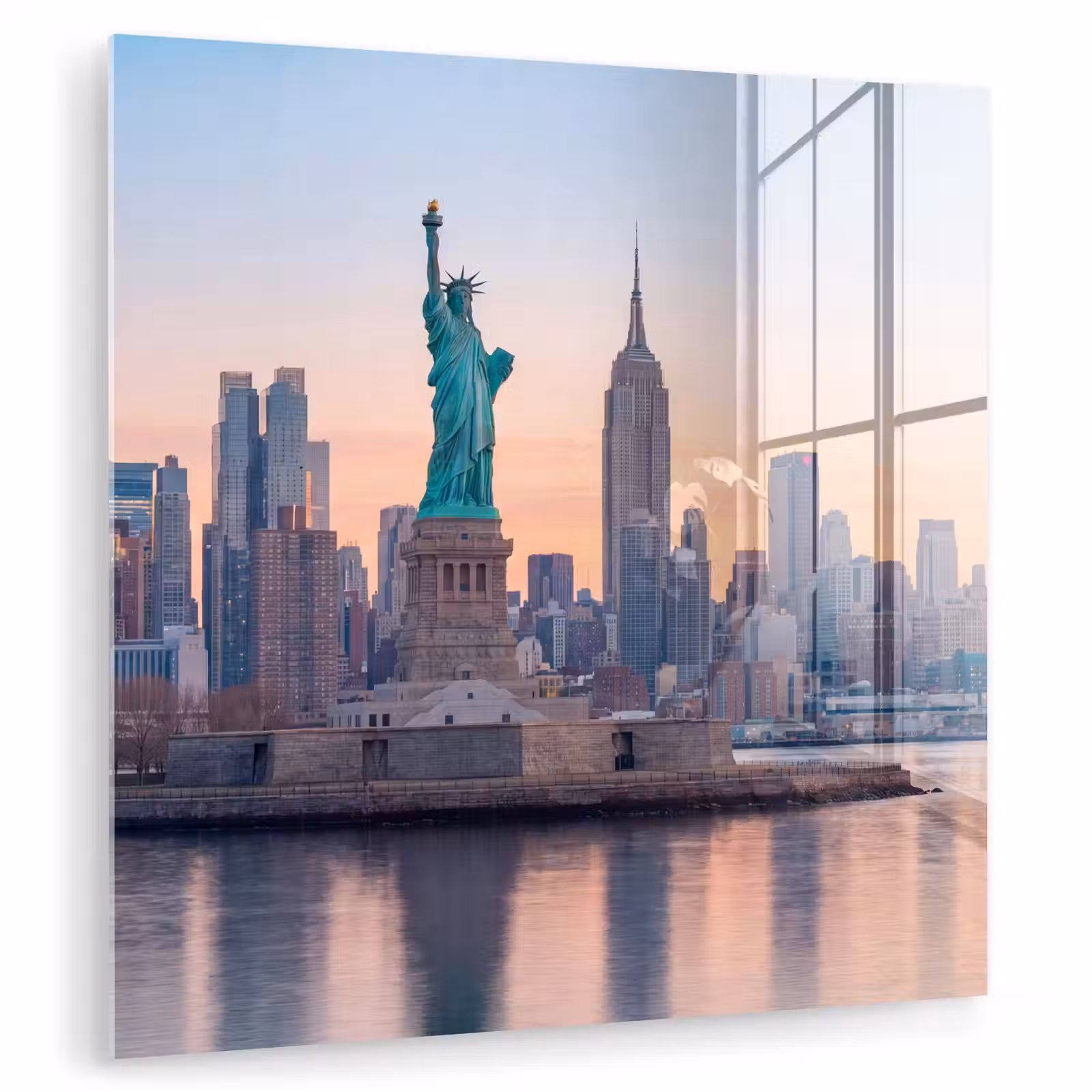 Glasbild - Freiheitsstatue – New York – Sonnenaufgang – Stadt – Architektur - Vrijheidsbeeld - New York - Zonsopgang - Stad - Architectuur plexiglas 5mm klein