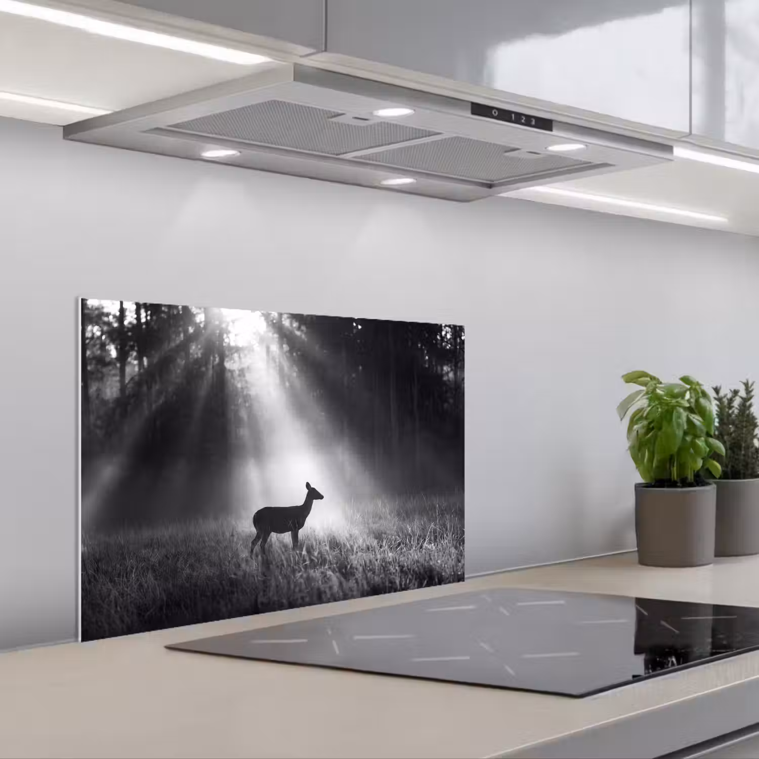 Hert - Bos - Zonnestralen - Zwart-wit - Natuur keuken achterwand spatscherm klein -3d_schuin
