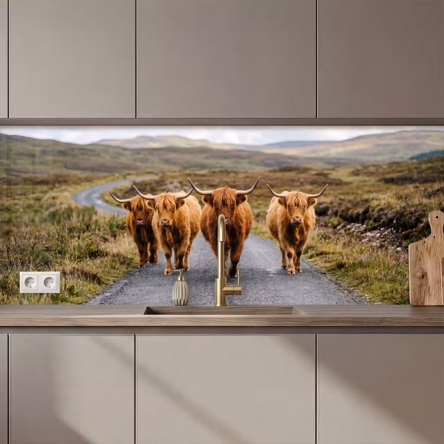 Schotse Hooglanders - Weg - Landschap - Kudde keuken achterwand 2 middel zz_3dshopping