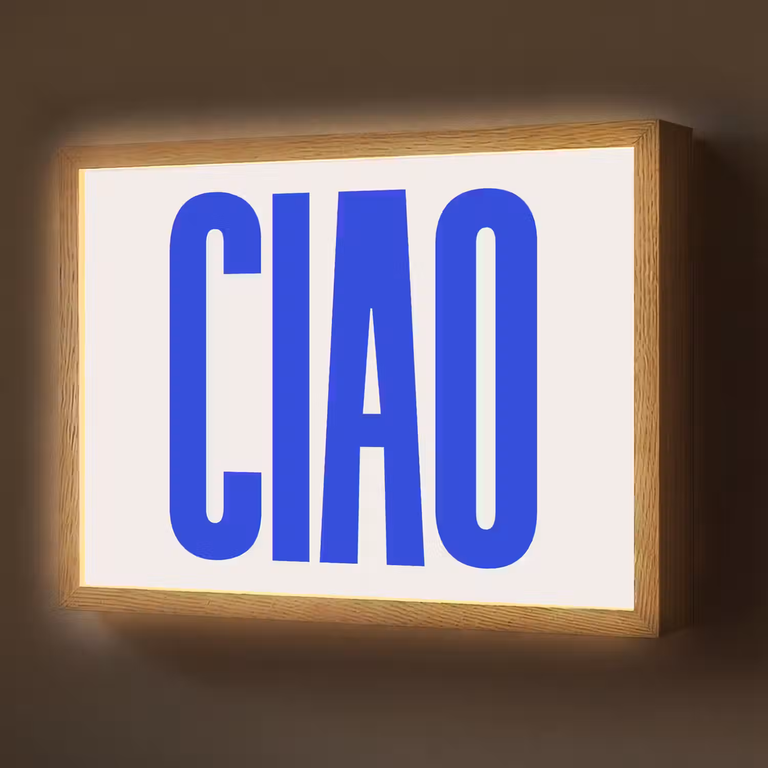 Ciao - Hoofdletters - Blauw - Minimalistisch Light Box met batterij (Wandlamp) middel -z3d_website