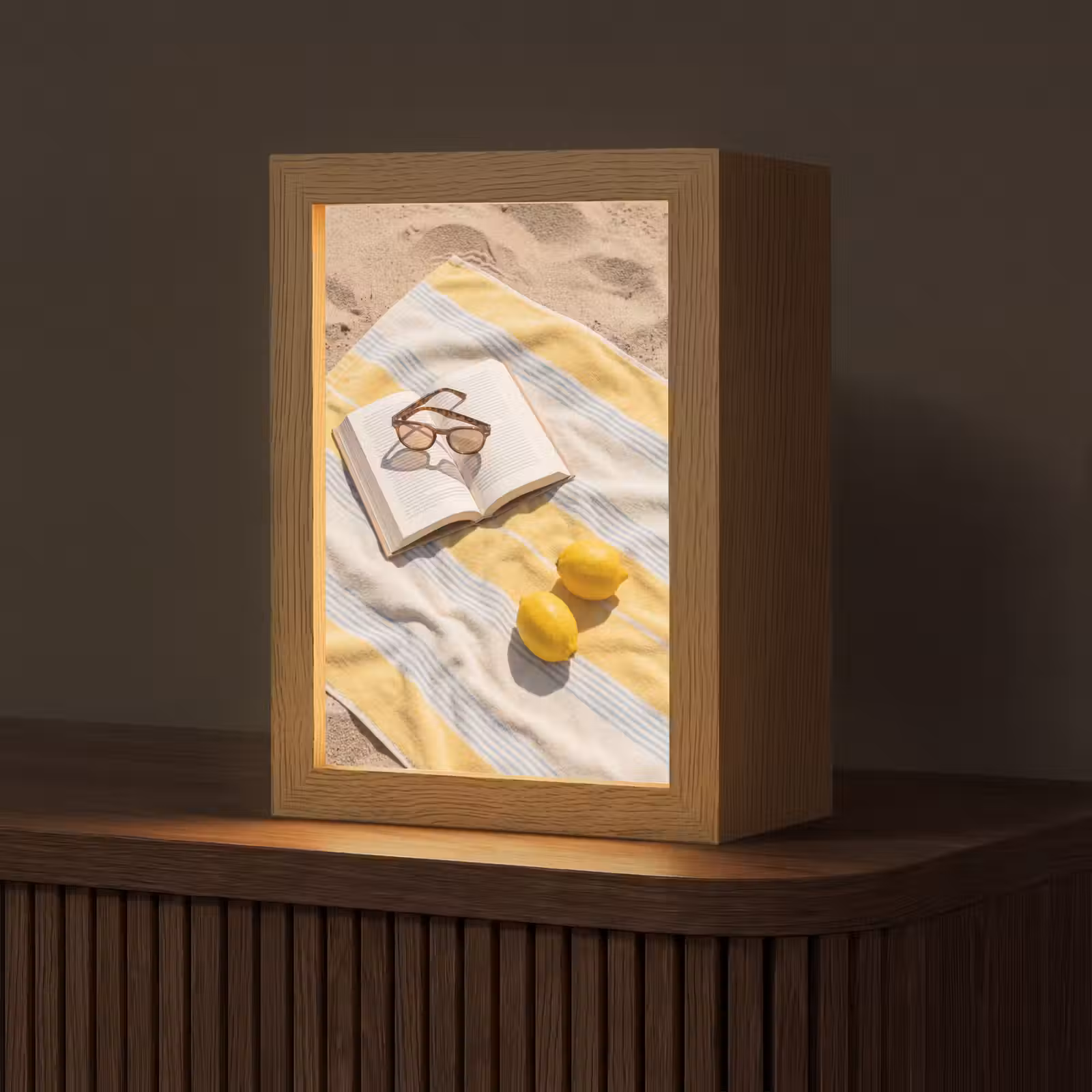 Personalisierte Lightbox - Buch – Sonnenbrille – Strand – Sommer – Gelb - Boek - Zonnebril - Strand - Zomer - Geel Light Box met kabel (Tafellamp) klein