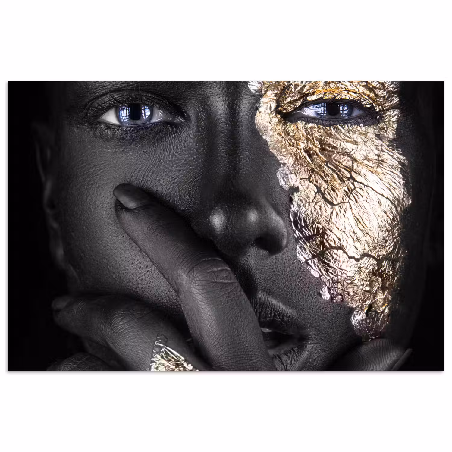 Vrouw - Goud - Zwart - Schmink - Luxe poster papier klein -3d