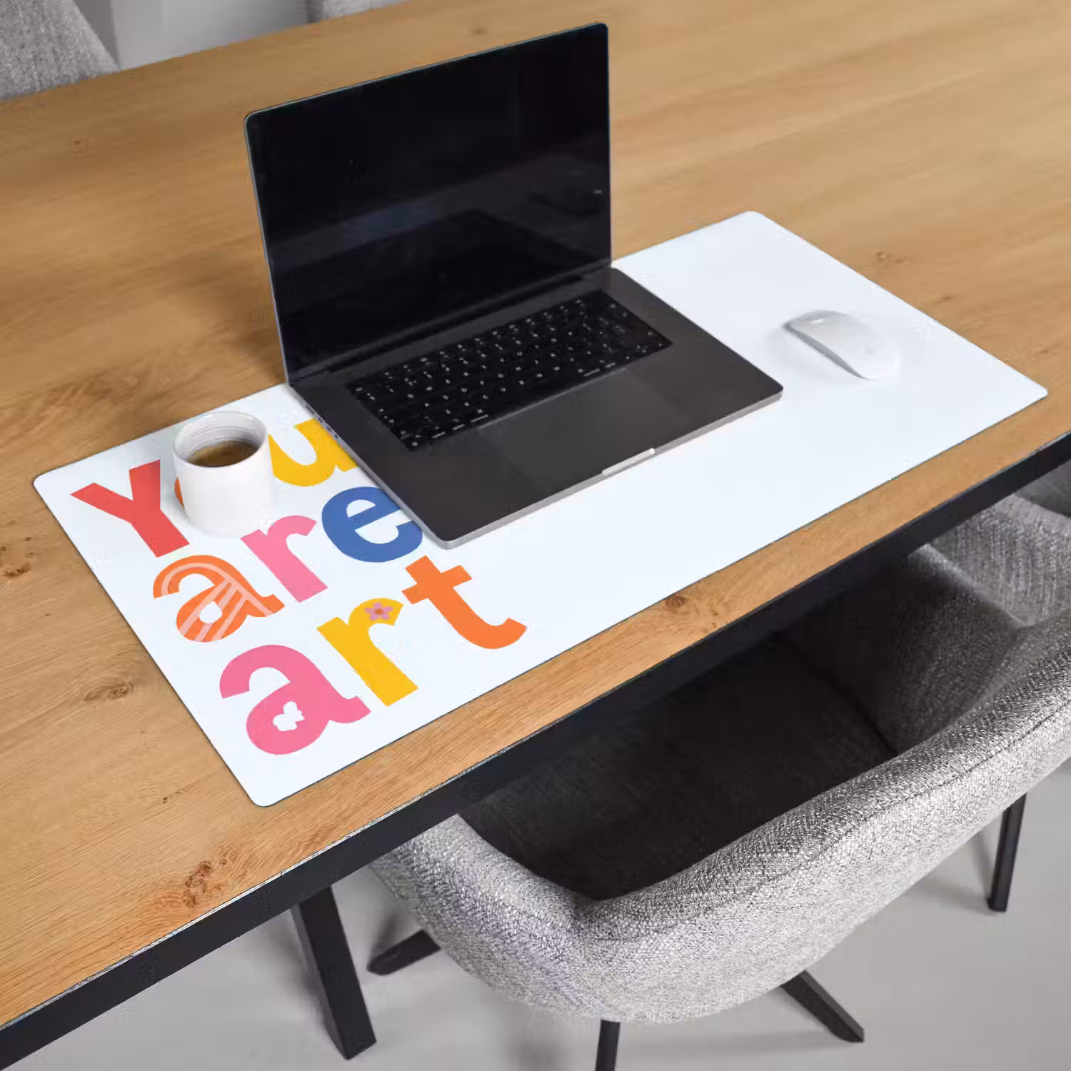 You are art - Kleurrijk - Grafisch Muismat XXL klein -sfeer1