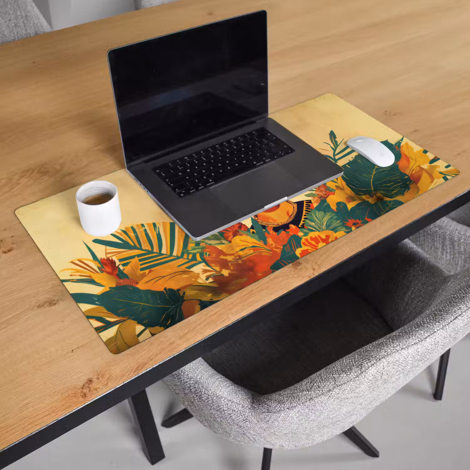 Vrouwelijk - Bloemen - Sieraden Muismat XXL klein -sfeer1
