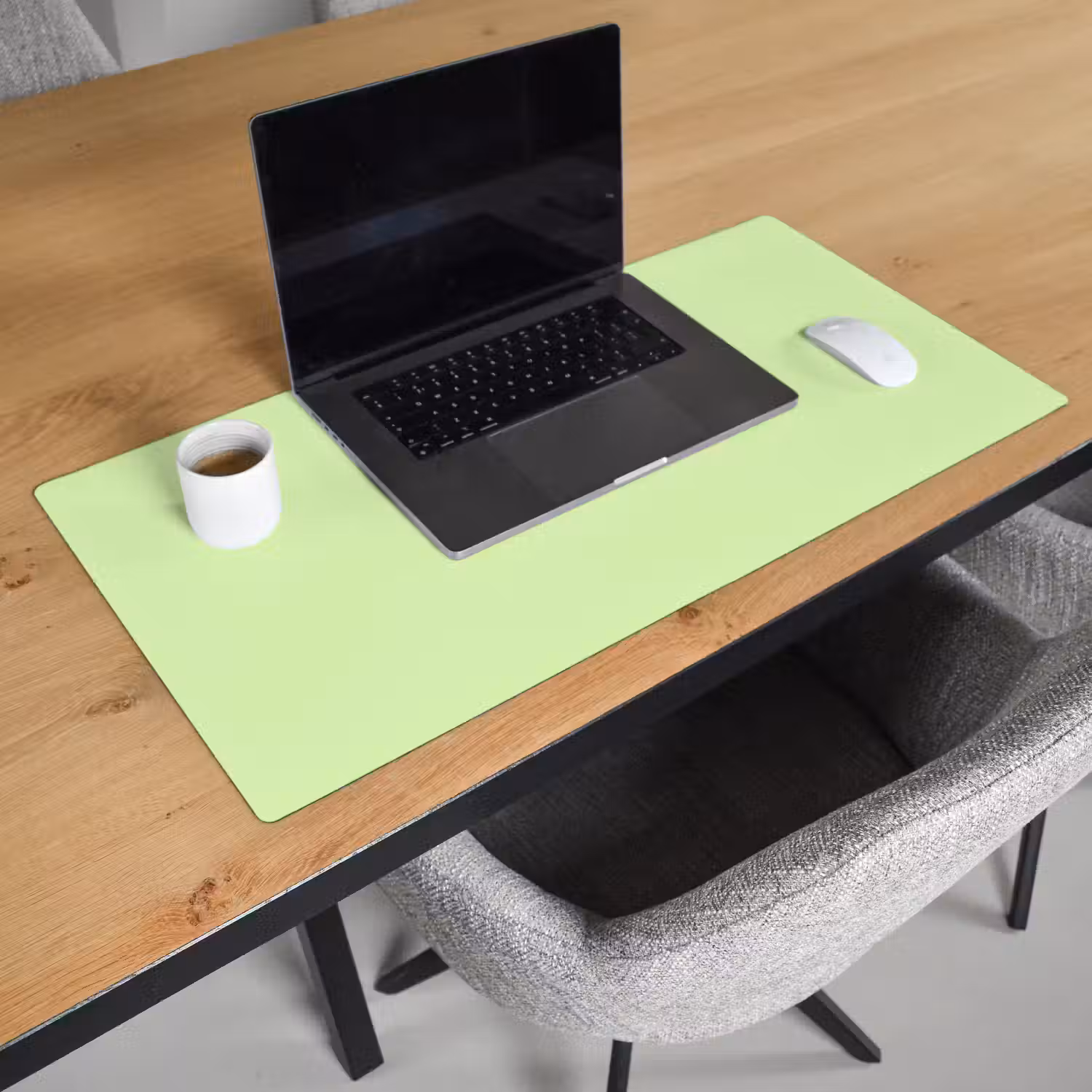 Light - Lime - Groen Muismat XXL klein 681 -sfeer1