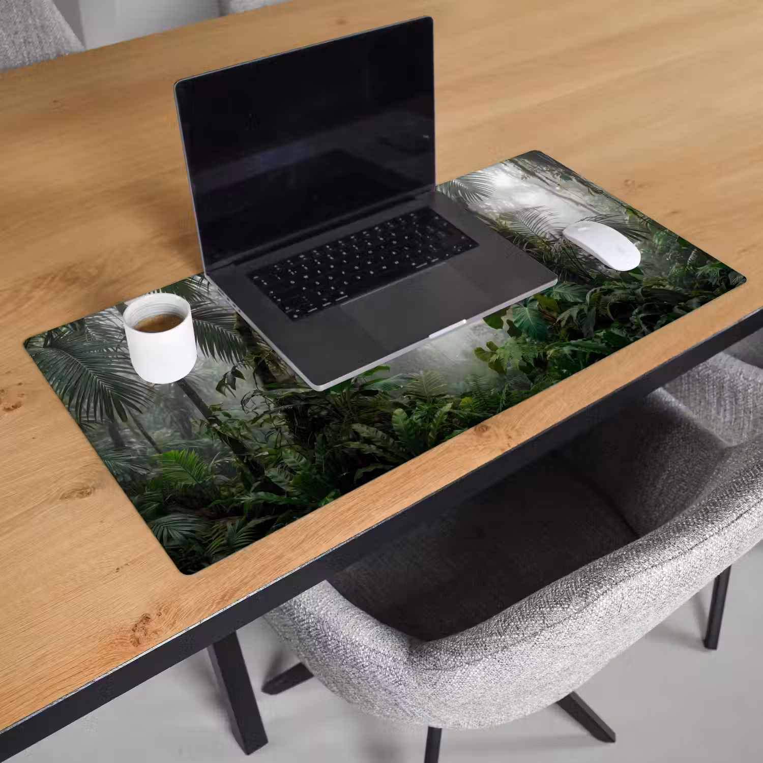Natuur - Jungle - Mist - Tropisch - Groen Muismat XXL klein -sfeer1