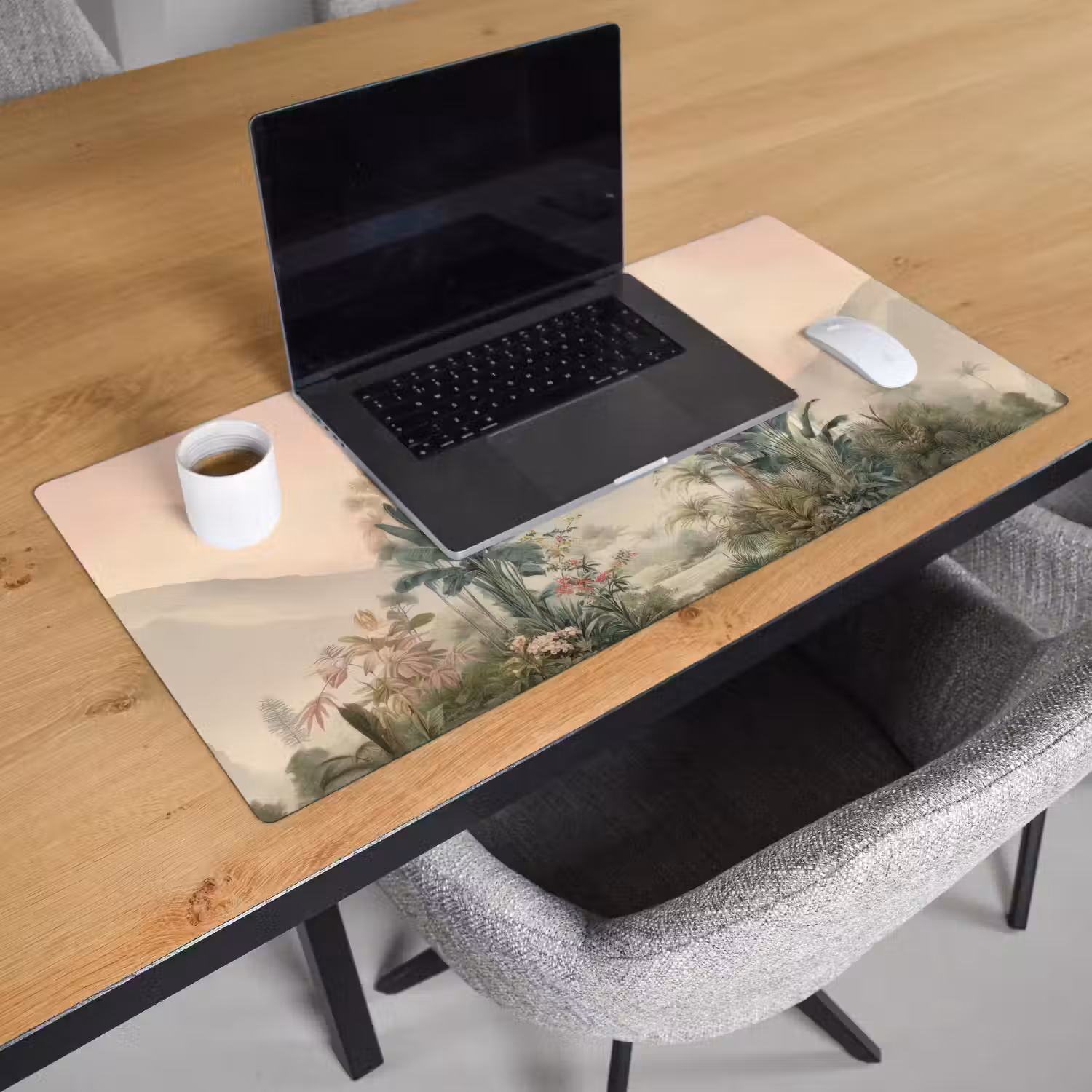 Tropisch landschap - palmbomen - Bloemen - Roze lucht Muismat XXL klein -sfeer1