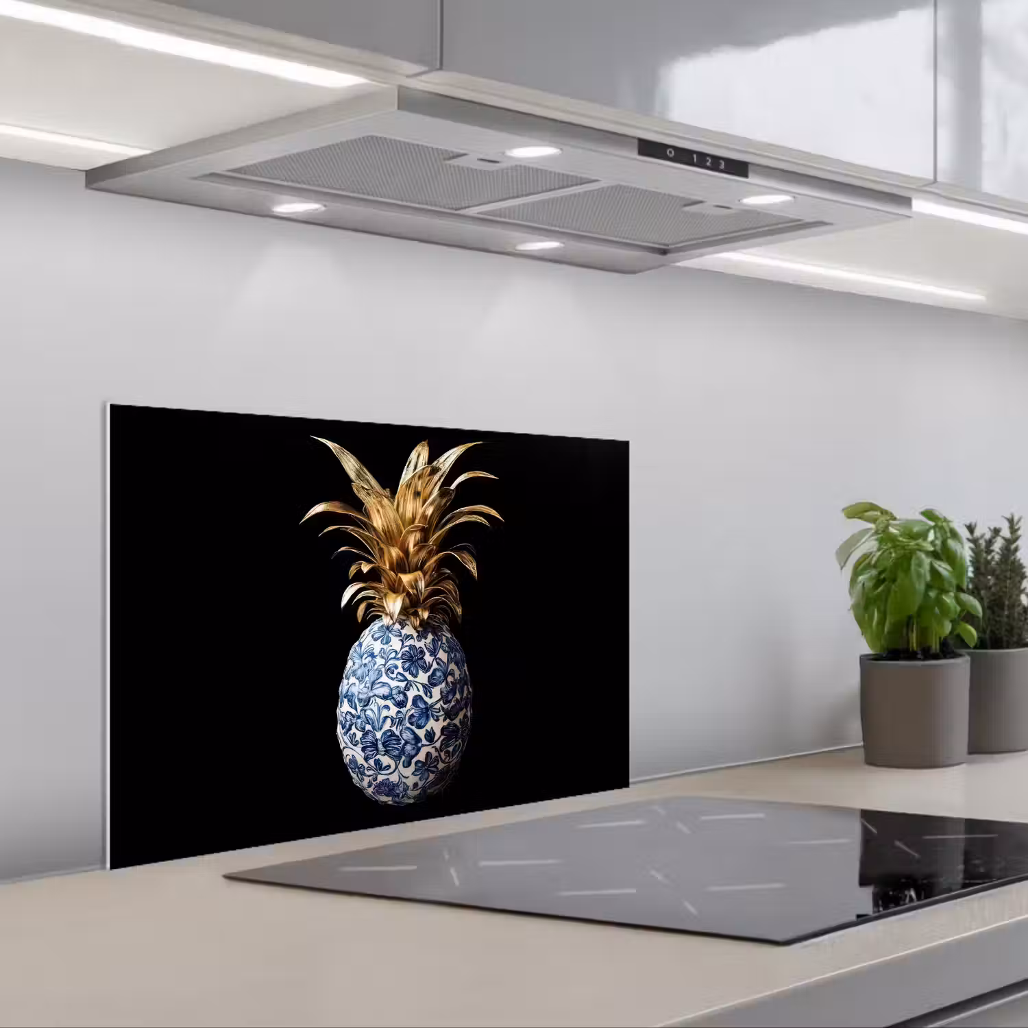 Ananas - Bloemen patroon - Goud - Delftsblauw keuken achterwand spatscherm klein -3d_schuin
