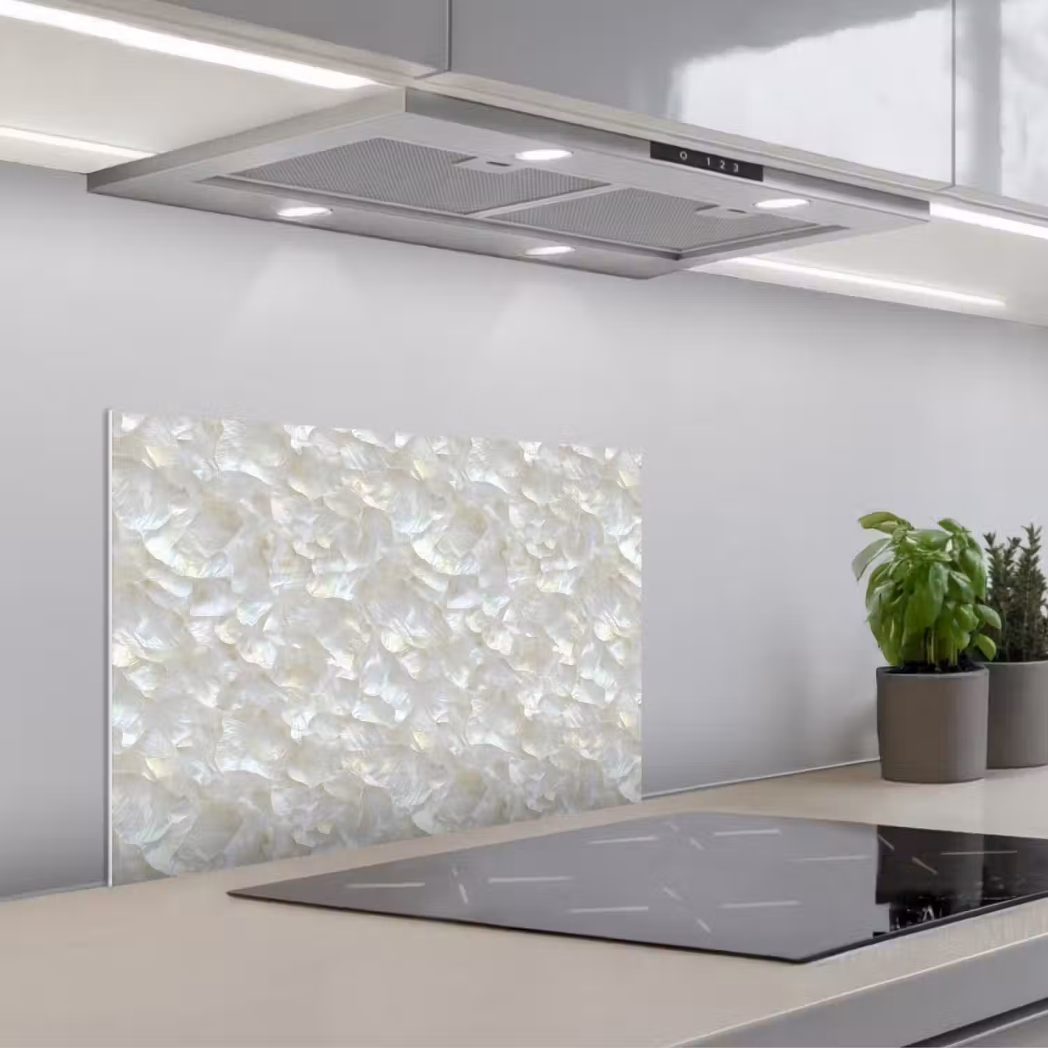 Parelmoerglans - Wit - Schelp keuken achterwand spatscherm klein 900 -3d_schuin