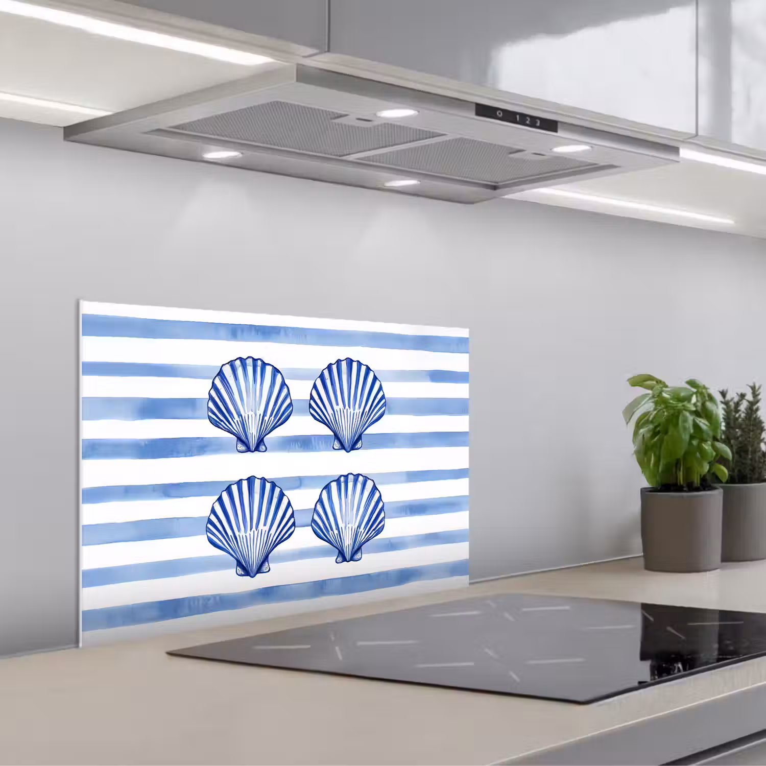 Vier schelpen - Blauw - Wit - Strepen keuken achterwand spatscherm klein -3d_schuin