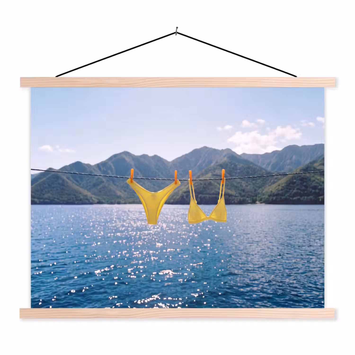 Badmode - Bikini - Zee - Bergen - Geel textielposter latten blank klein -3d