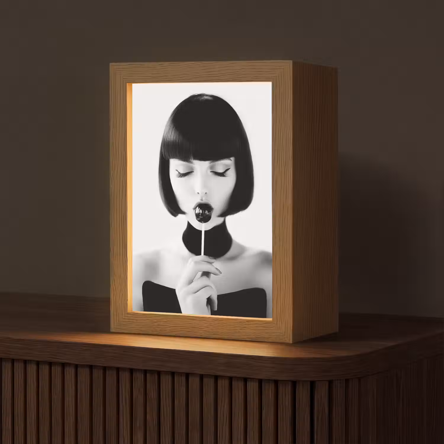 Vrouw - Lolly - Zwart - Wit Light Box met kabel (Tafellamp) klein -z3d_website