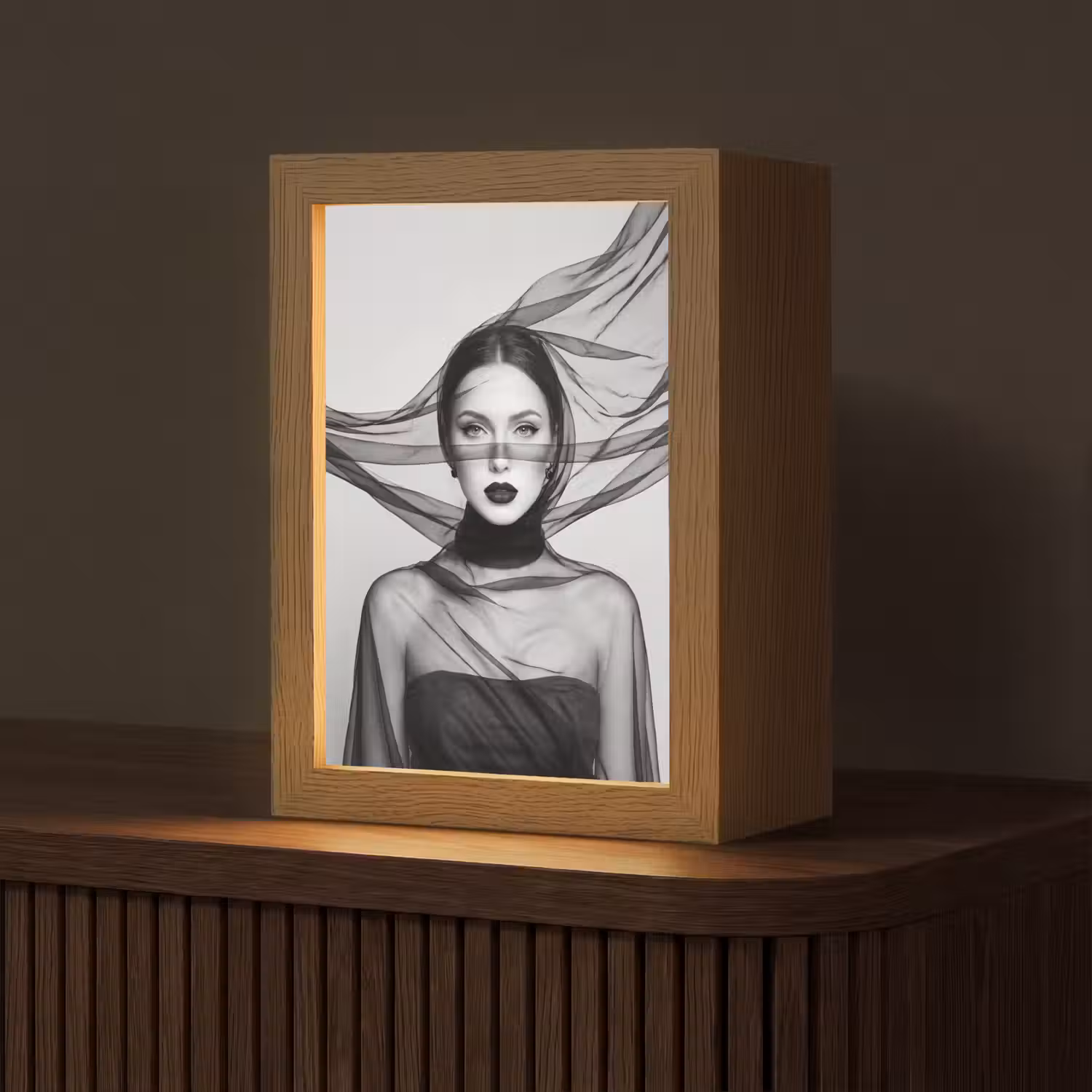 Vrouw - Sluier - Portret - Zwart - Wit - Elegant Light Box met kabel (Tafellamp) klein -z3d_website