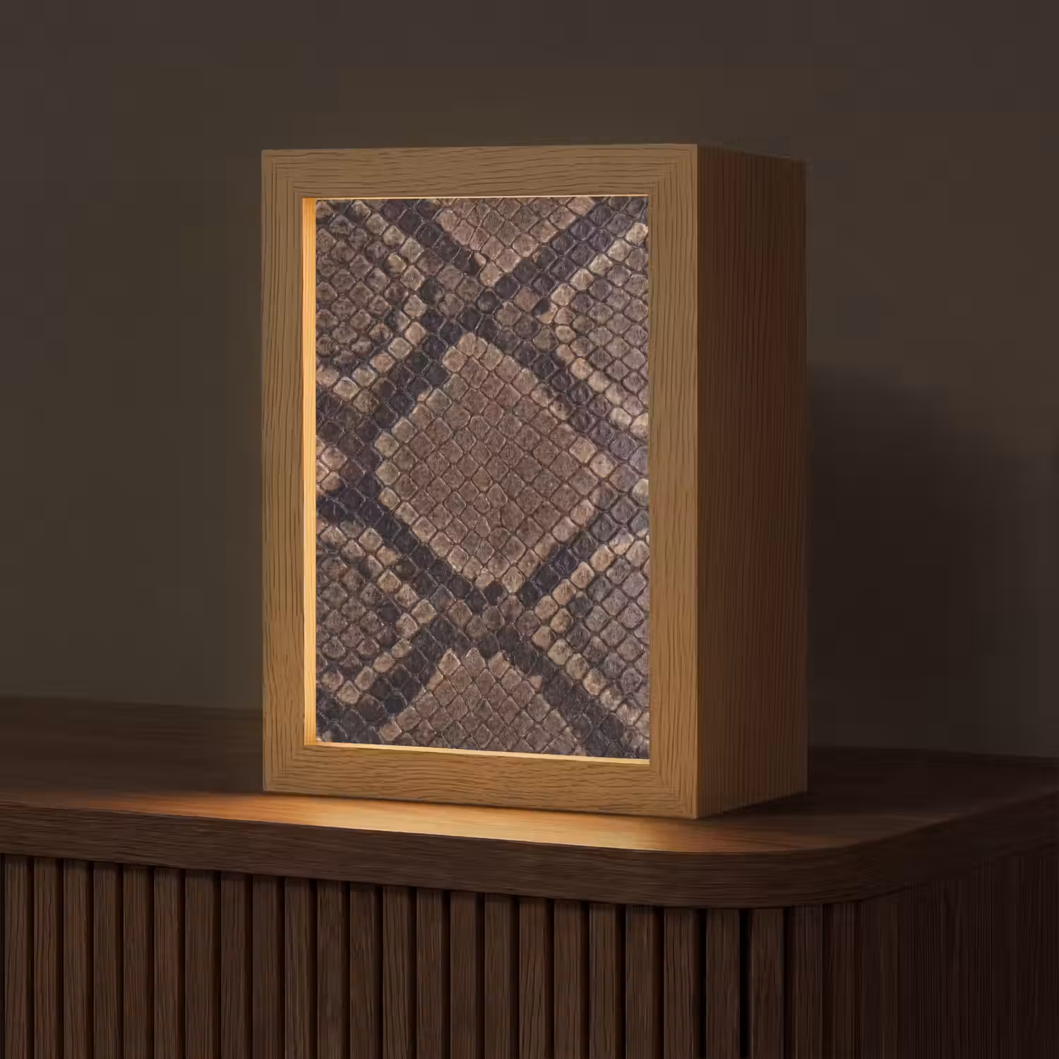 Python - Schubben - Brons Light Box met kabel (Tafellamp) klein -z3d_website