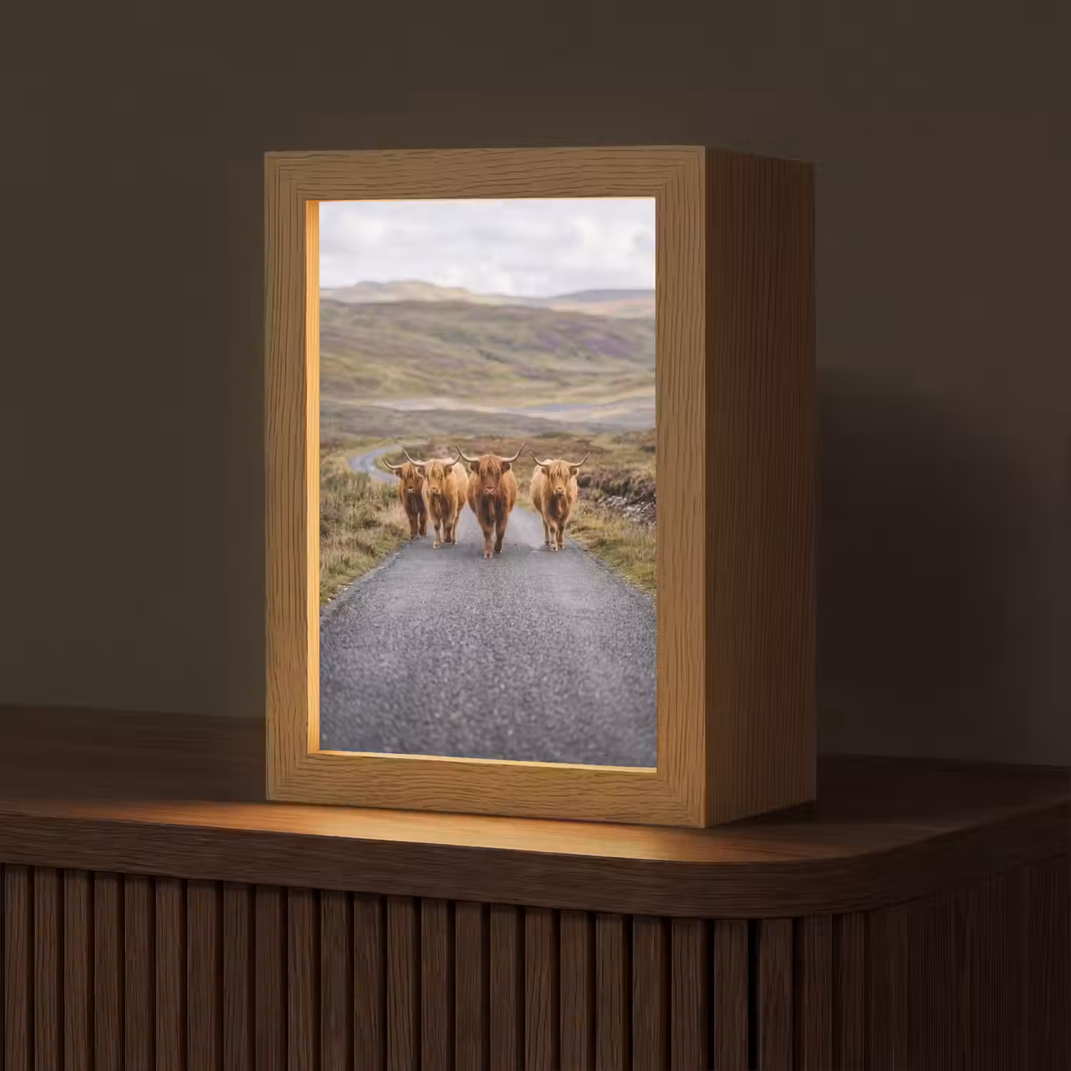 Schotse Hooglanders - Weg - Landschap - Kudde Light Box met kabel (Tafellamp) klein -z3d_website