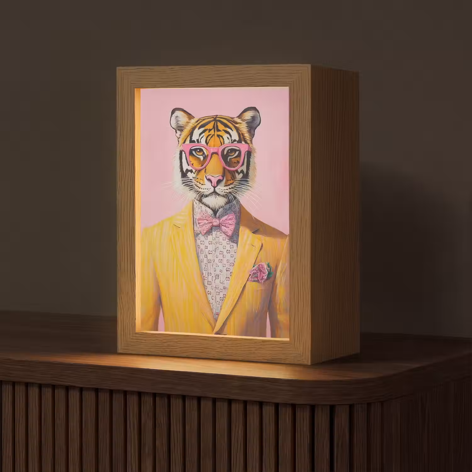 Tijger - Bril - Geel - Jasje Light Box met kabel (Tafellamp) klein -z3d_website
