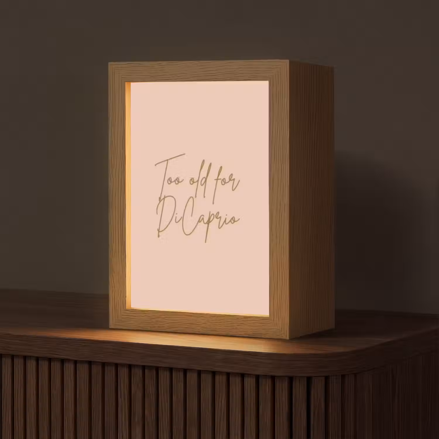 Too old for dicaprio - Roze - Groen Light Box met kabel (Tafellamp) klein -z3d_website
