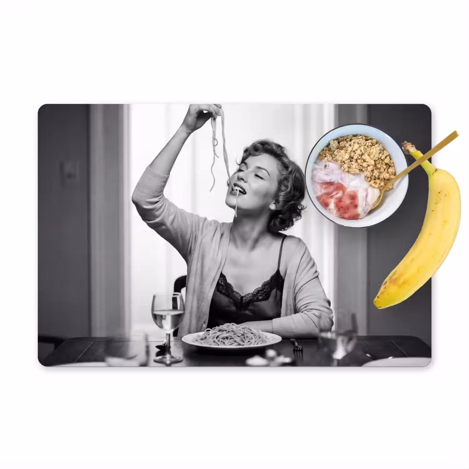 Vrouw - Spaghetti - Zwart - Wit Placemat vinyl groot -zzzproduct_Kitchenyeah-website
