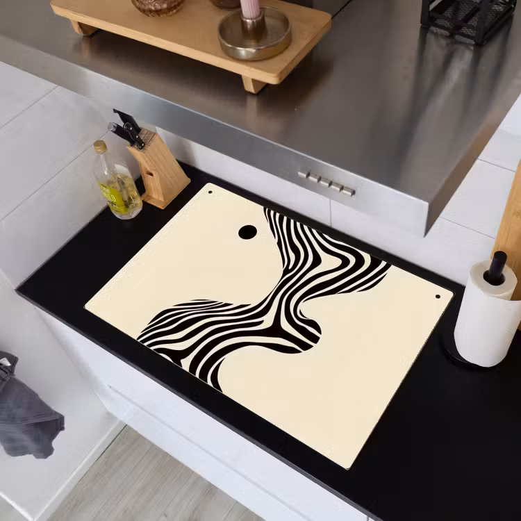 Beige - Lijnen - Golvend - Abstract Inductie beschemer met haakjes klein -sfeer1