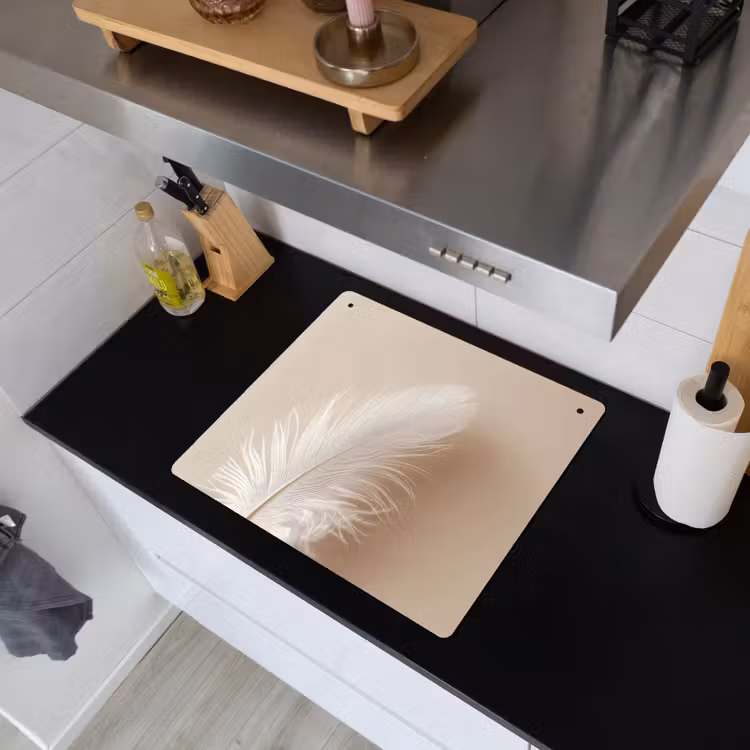 Veer - Minimalistisch - Roze Inductie beschemer met haakjes middel -sfeer1