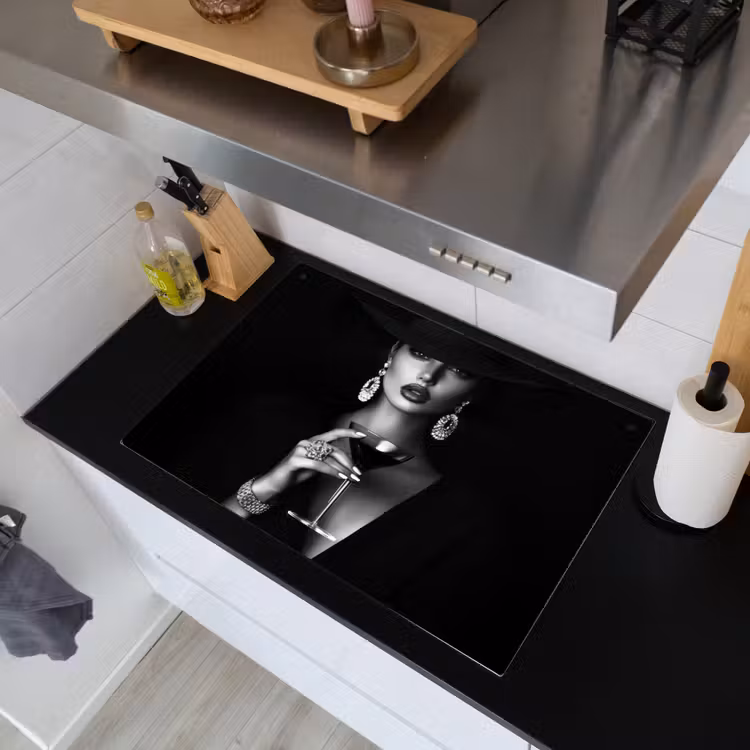 Vrouw - Cocktail - Chic Inductie beschemer met haakjes klein -sfeer1