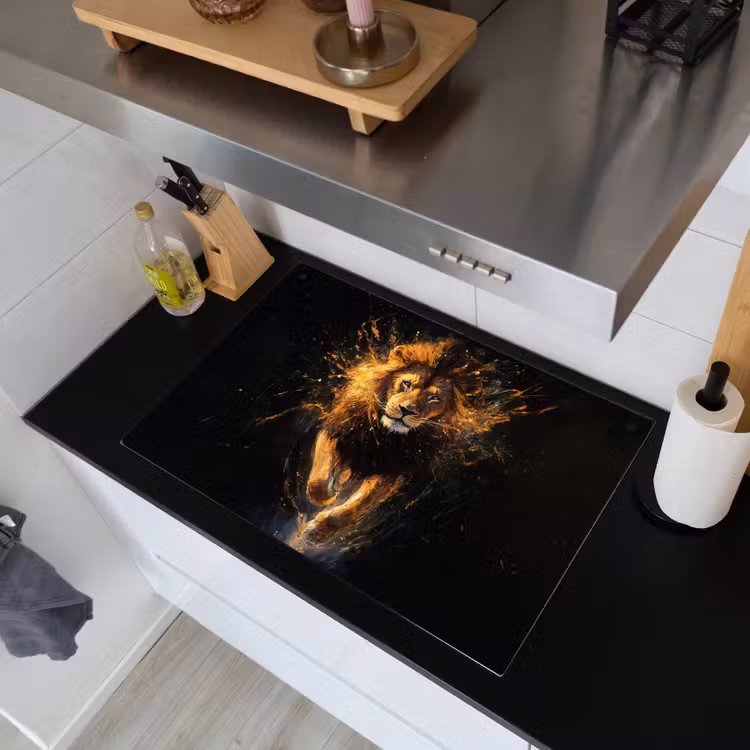 Leeuw - Zwart - Oranje - Verf Inductie beschemer met haakjes klein -sfeer1