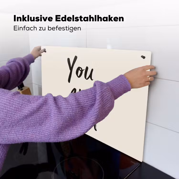 Minimalistisch - Beige - Love Inductie beschemer met haakjes klein -ky-ophangen-de