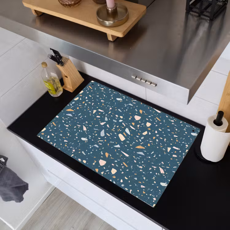 Terrazzo - Patroon - Kleurrijk - Diep blauw Inductie beschemer met haakjes klein 777 -sfeer1
