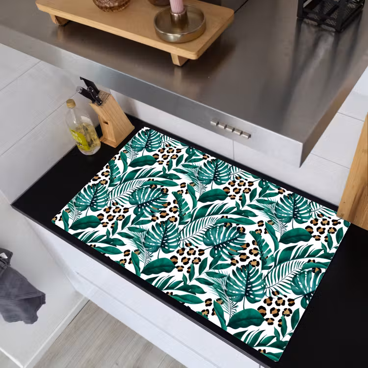 Dierenprint - Panter - Bladeren - Tropisch - Jungle Inductie beschemer met haakjes groot -sfeer1