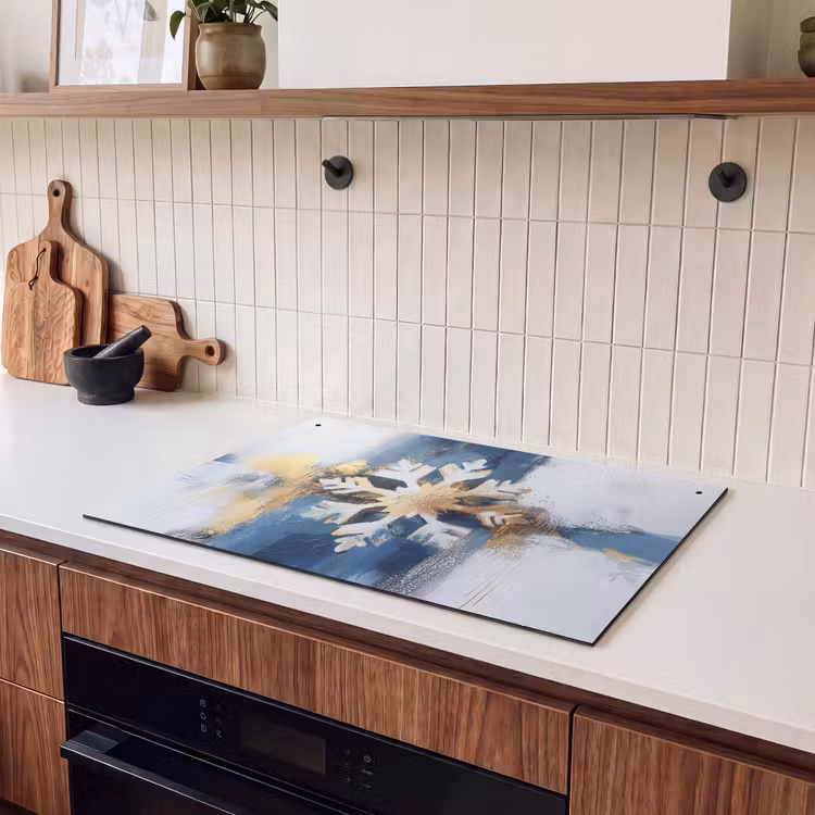 2-in-1 Herdabdeckplatte & Spritzschutz - Abstrakt - Winter - Schneeflocke - Schnee - Gold - Abstract - Winter - Sneeuwvlok - Sneeuw - Goud Inductie beschemer met haakjes klein
