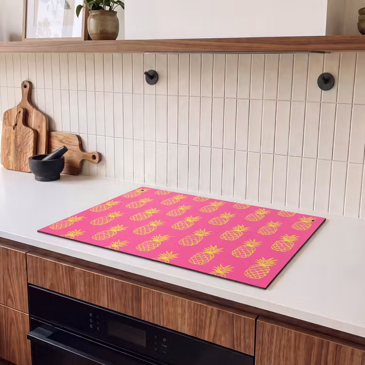 2-in-1 Herdabdeckplatte & Spritzschutz - Ananas - Trendy - Rosa - Ananas - Trendy - Roze Inductie beschemer met haakjes klein 777