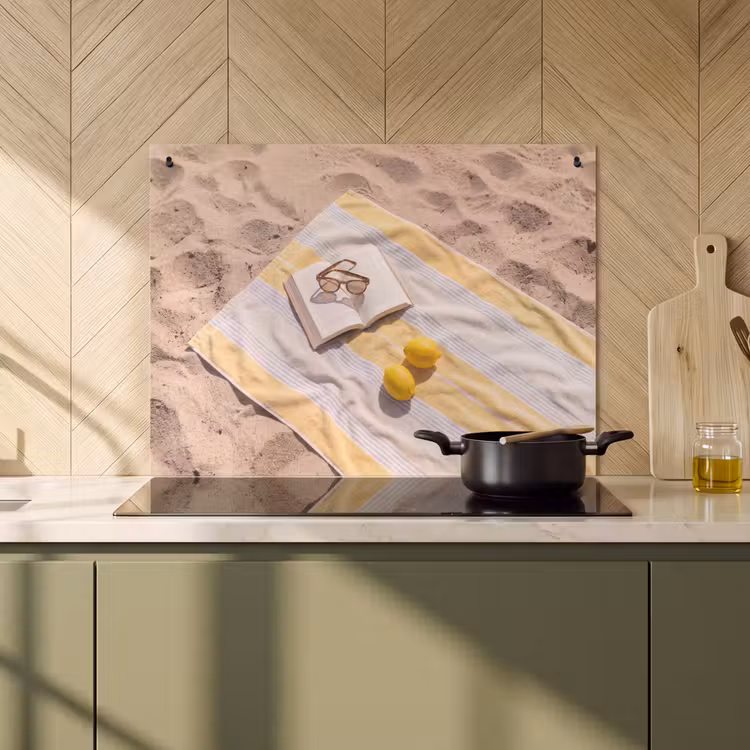 Boek - Zonnebril - Strand - Zomer - Geel Inductie beschemer met haakjes klein -sfeer2