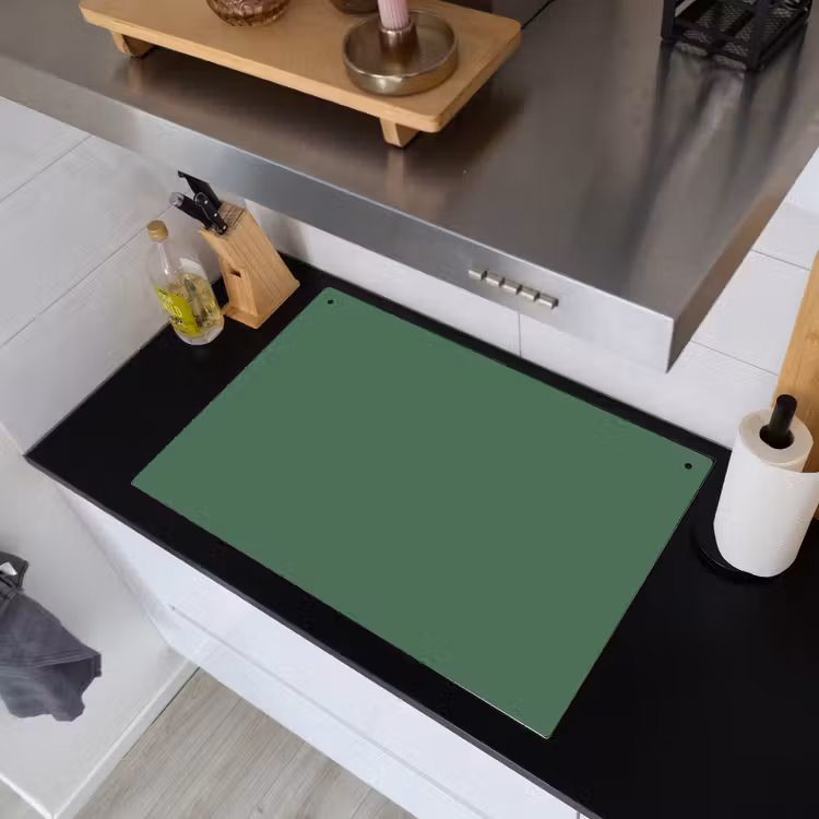 Deep - Sagewood - Groen Inductie beschemer met haakjes klein 777 -sfeer1