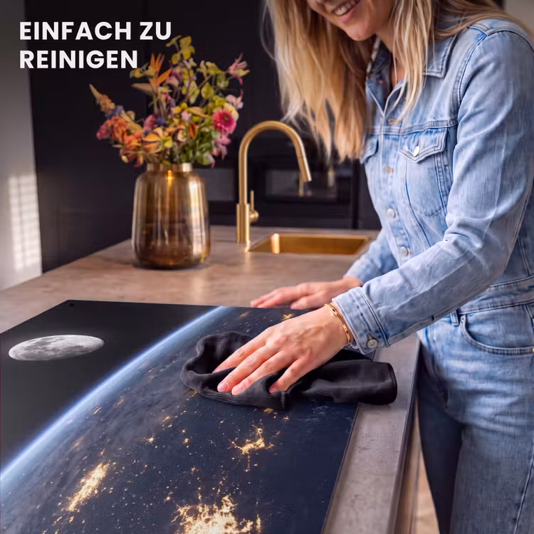 2-in-1 Herdabdeckplatte & Spritzschutz - Erde – Nacht – Weltraum - Aarde - Nacht - Ruimte Inductie beschemer met haakjes klein