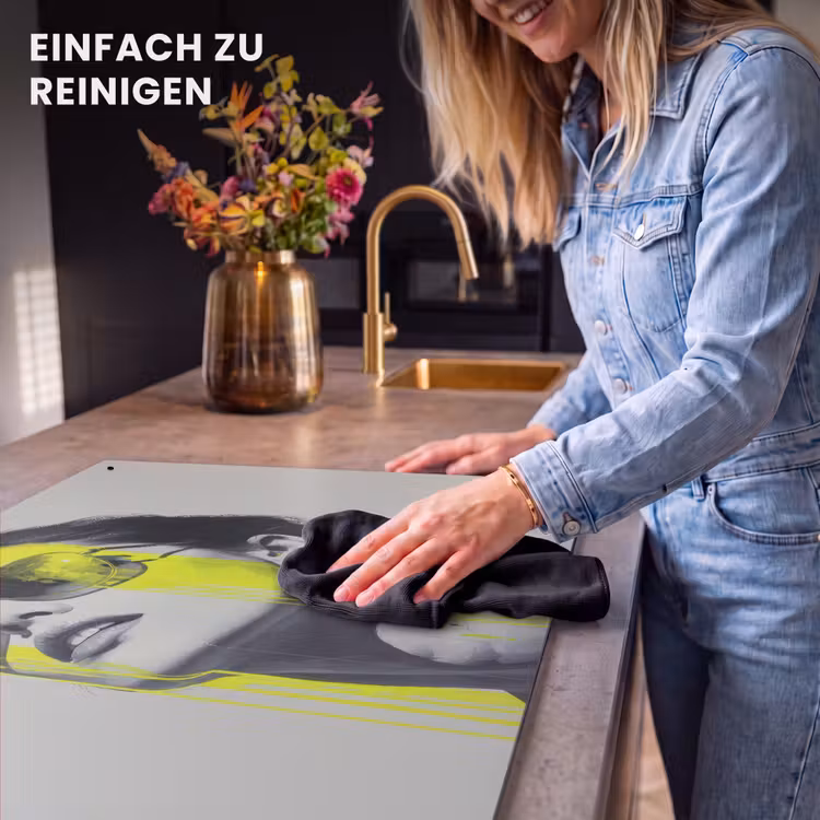 2-in-1 Herdabdeckplatte & Spritzschutz - Frau - Brille - Farbe - Vrouw - Bril - Verf Inductie beschemer met haakjes klein