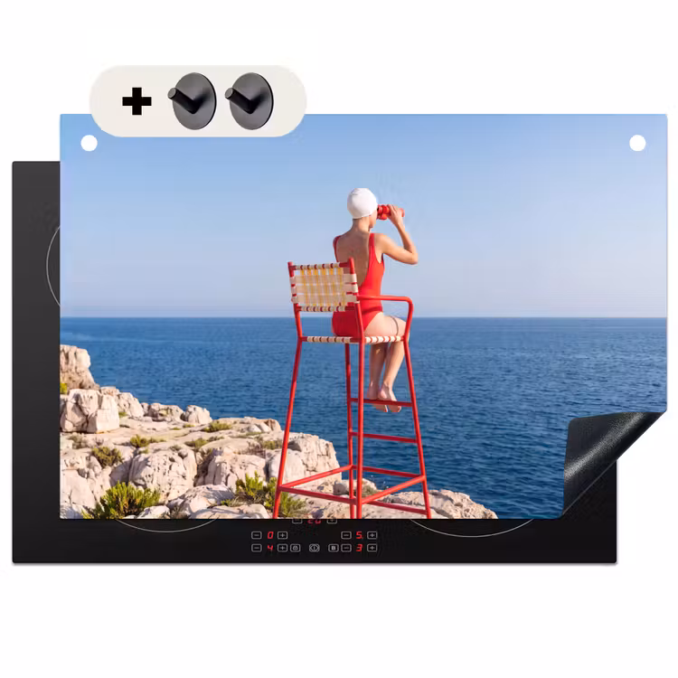 Vrouw - Zee - Kust - Verrekijker - Rood Inductie beschemer met haakjes klein -3d