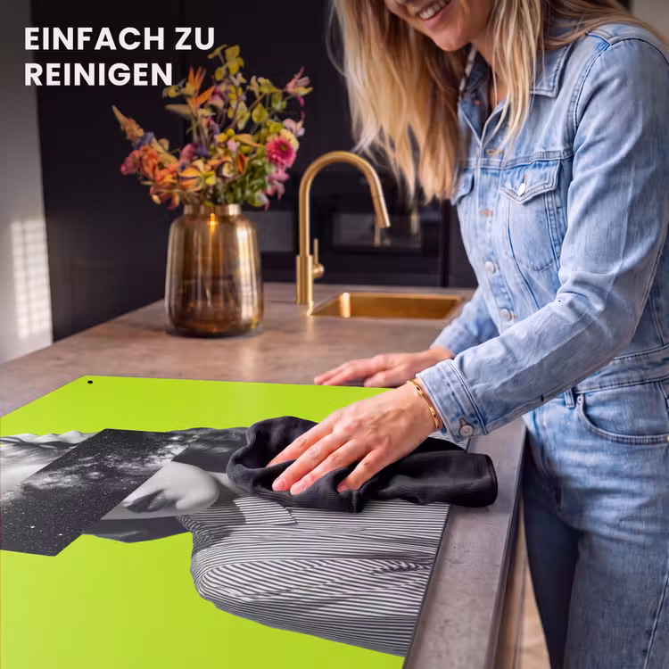 2-in-1 Herdabdeckplatte & Spritzschutz - Frau - Sternenhimmel - Grün - Vrouw - Sterrenhemel - Groen Inductie beschemer met haakjes klein