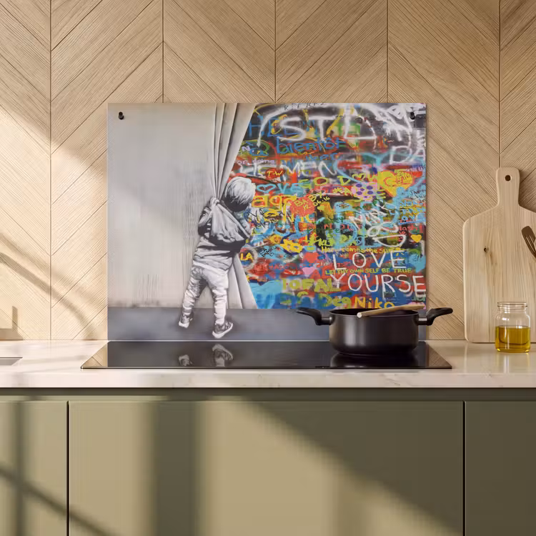 2-in-1 Herdabdeckplatte & Spritzschutz - Graffiti - Illusion - Junge - Straßenkunst - Graffiti - Illusie - Jongen - Street art Inductie beschemer met haakjes klein