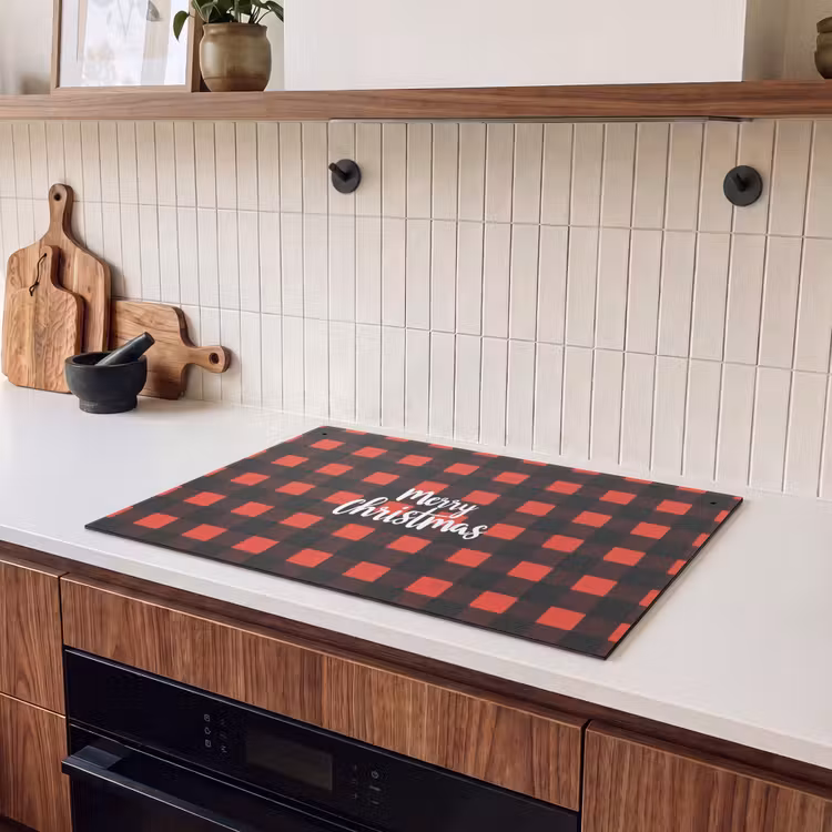2-in-1 Herdabdeckplatte & Spritzschutz - Kariert - Rot - Text - Weihnachten - Geruit - Rood - Tekst - Christmas Inductie beschemer met haakjes klein