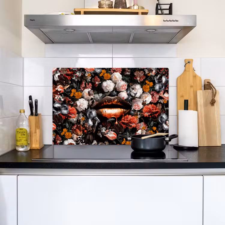 2-in-1 Herdabdeckplatte & Spritzschutz - Lippen - Blumen - Farbe - Orange - Kunst - Abstrakt - Alte Meister - Lippen - Bloemen - Verf - Oranje - Kunst - Abstract - Oude meesters Inductie beschemer met haakjes klein
