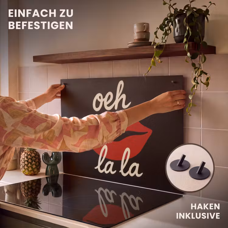 2-in-1 Herdabdeckplatte & Spritzschutz - Lippen - Rot - Zitat - Lip - Rood - Quote Inductie beschemer met haakjes klein