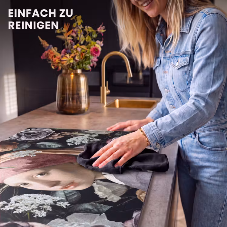 2-in-1 Herdabdeckplatte & Spritzschutz - Mädchen mit Perlenohrring - Blumen - Vermeer - Pastell - Kunstwerk - Gemälde - Alte Meister - Meisje met de parel - Bloemen - Vermeer - Pastel - Kunstwerk - Schilderij - Oude meesters Inductie beschemer met haakjes klein