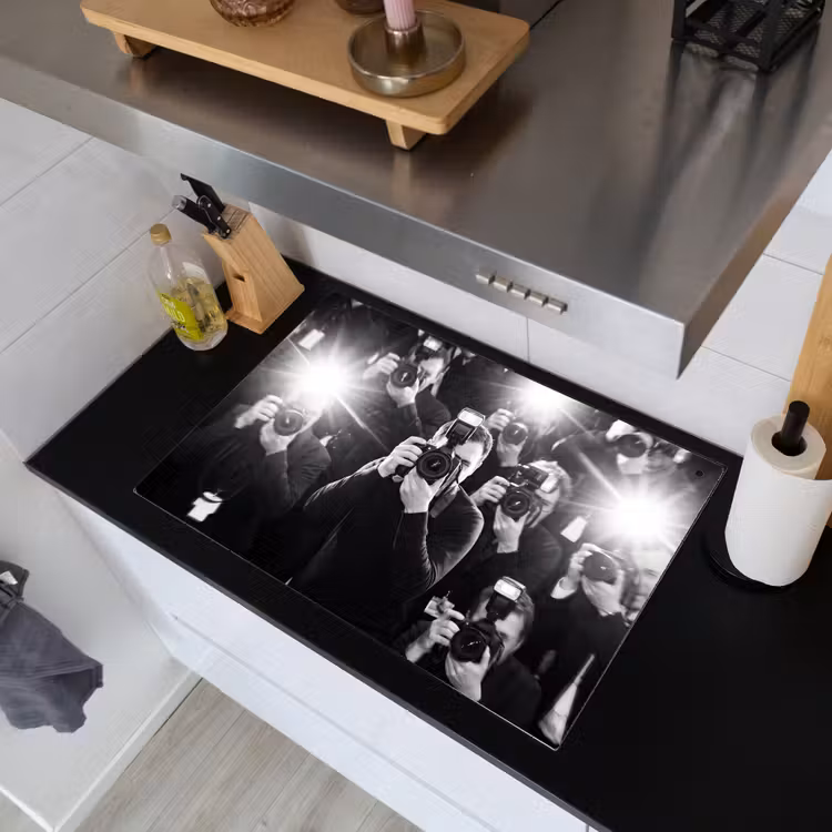 Mensen - Camera - Flitslicht - Zwart-wit - Media Inductie beschemer met haakjes klein -sfeer1
