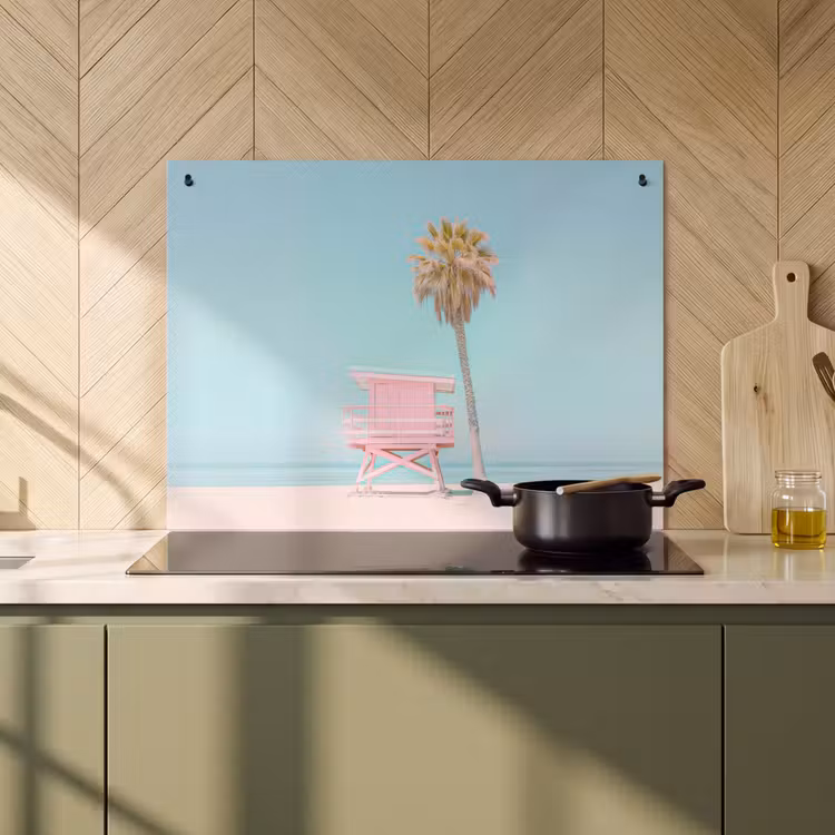 2-in-1 Herdabdeckplatte & Spritzschutz - Palme - Strandhaus - Rosa - Palmboom - Strandhuis - Roze Inductie beschemer met haakjes klein